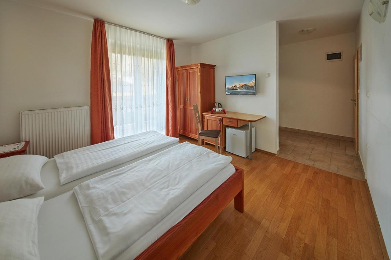 Rute Hotel And Apartments Kranjska Gora Exterior foto